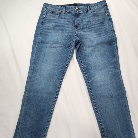 White House Black Market Denim - White House Black Market Mid-rise Girlfriend Jeans Size 14    Lot C